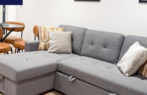 Spacious Modern 1 Bed Apartments in St Neots - Perfect for Contractors & Professionals - Free Parking - WiFi - Fully Equipped Kitchen - Smart TV Ideal for Work Stays and Long Projects - Foto 65