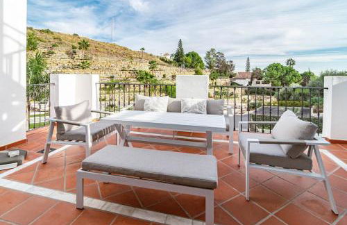 PA18- Stunning flat gym indoor and outdoor pool - Photo 52