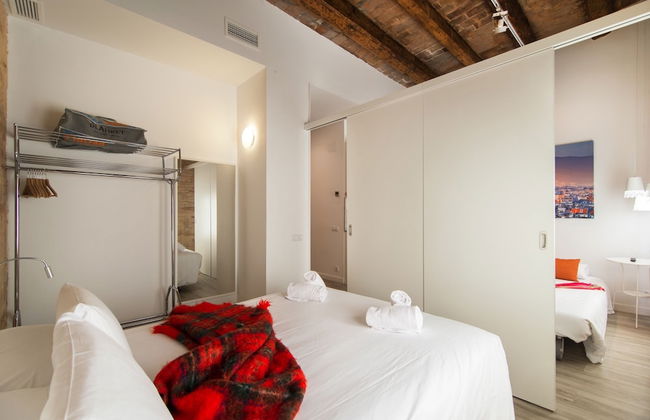 Happy People Sagrada Familia - Foto 45