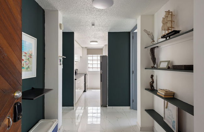 Brisa Marina 2BDR Pool Parking Beachside - Photo 2