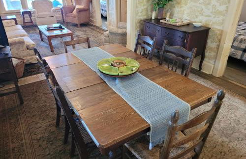 Lil's on the Lake Vintage Cottage on Crystal Lake - Foto 27