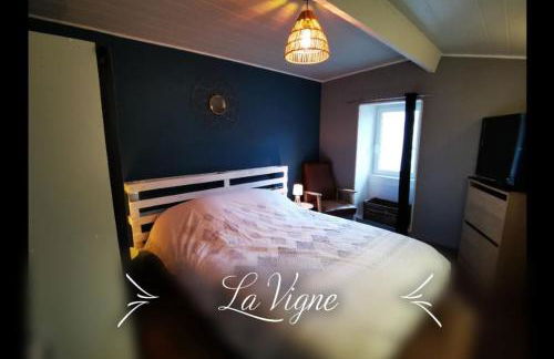 La Roche Blanche, maison de bourg pleine de charme - Foto 10