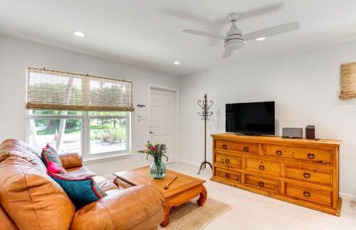 Vibrant North Palm Beach Home about 2 Mi to Beach! - Foto 4