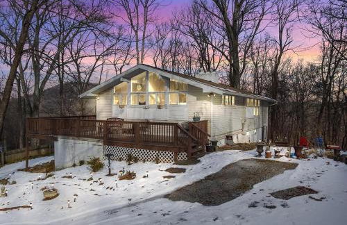 The Nest, 4BR Treetop Cabin - Foto 1