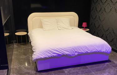 La Suite Marylin, Loft de 90m2 avec Sauna et Jacuzzi - Foto 33