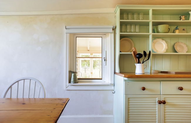 Wollaston House by the BnB Collection - Photo 37