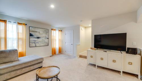 Sunlit Milford Townhome Less Than 2 Mi to Riverwalk! - Foto 4