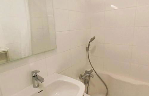 L'Oasis-T2 spacieux-Wifi-TV-Proche Gare - Foto 4