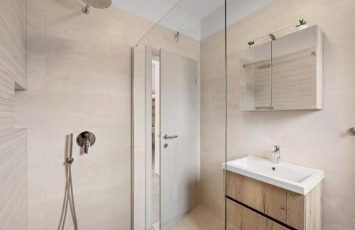 Villa Ajlin with Private Pool - Foto 32