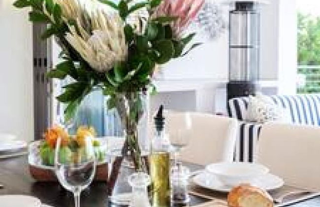 Immaculate Camps Bay Villa w Jacuzzi Views Pool Villa Grenache - Photo 30