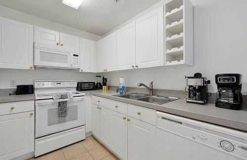 Spacious Condo W/ Pool,Gym near Disney & Seaworld - Foto 17
