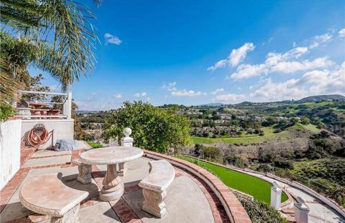 Luxury Hill Villa with Spectacular View - Foto 18