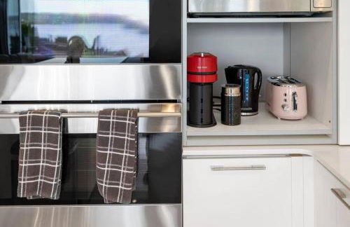 Piermont Waterfront Villa! - Photo 37