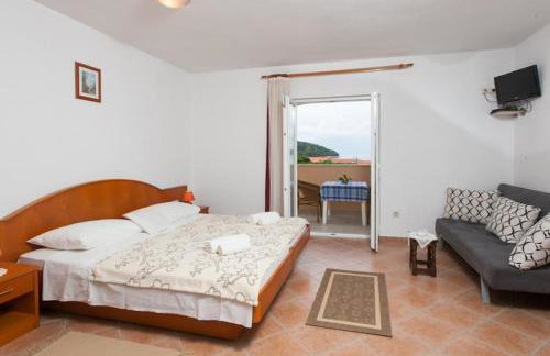 Apartments Ana Lopud - Studio with Balcony and Sea View-2 - Photo 12