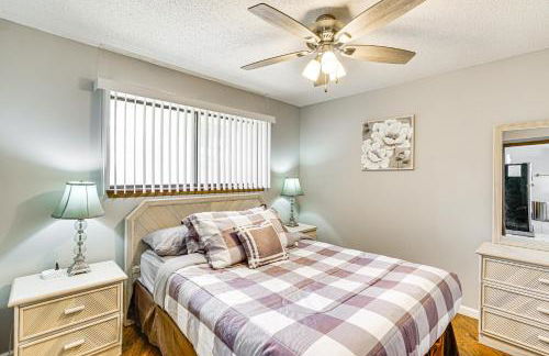 Lakefront Osage Beach Condo with Balcony and Pool - Photo 13