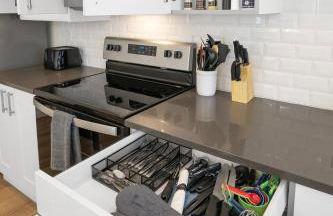 Spacious House in Prime Location - Photo 14