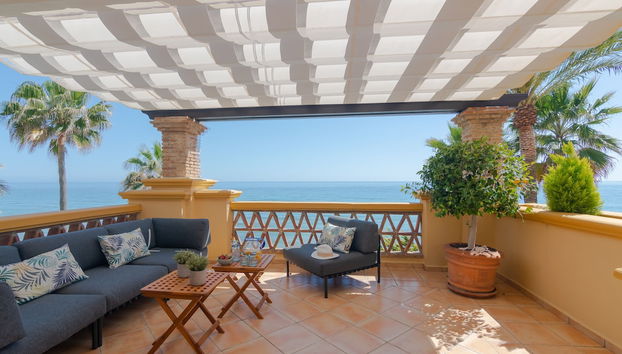 Super Front Line Location Apartment - Heated Pool - Foto 2, Imagen principal