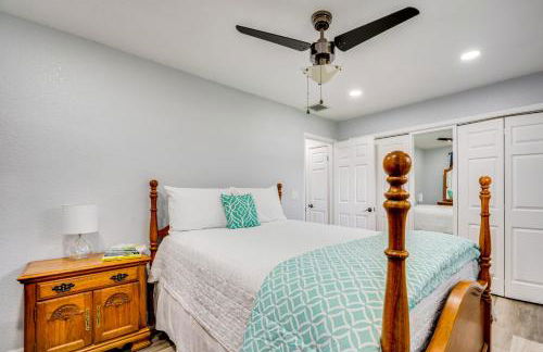 Stay and Play in Belleview Welcoming Home with Yard - Foto 15