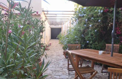 Garden in the City - Photo 6