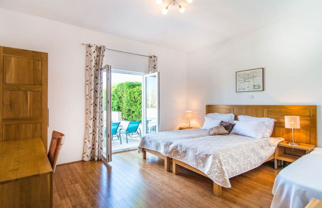 Magnificent Villa in Supetar With Swimming Pool - Foto 7