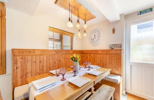 Egmont Farmhouse - Photo 10