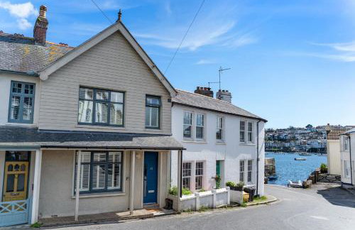 Waterside cottage - log burner - 10 mins to Falmouth - Foto 1