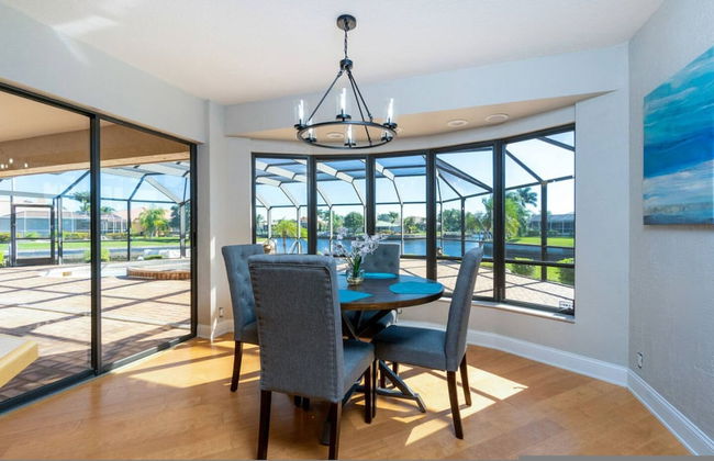 Waterfront Villa With Heated Pool Spa - Foto 15