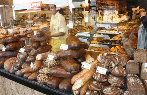 Charming top-floor apartment - Photo 34