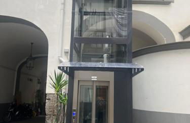 Élite House free parking for small cars only - Foto 3