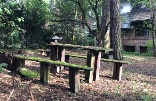 Pokój w domu z ogrodem w Milanówku - Foto 31