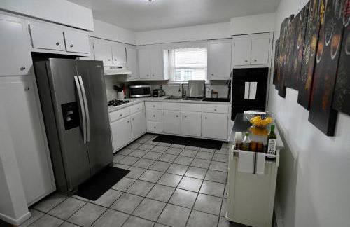 Bright & cozy 2nd Floor Apartment Close to NYC - Foto 8