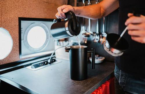 Antonov im Garten – Flugzeug-Ferienwohnung - Foto 6