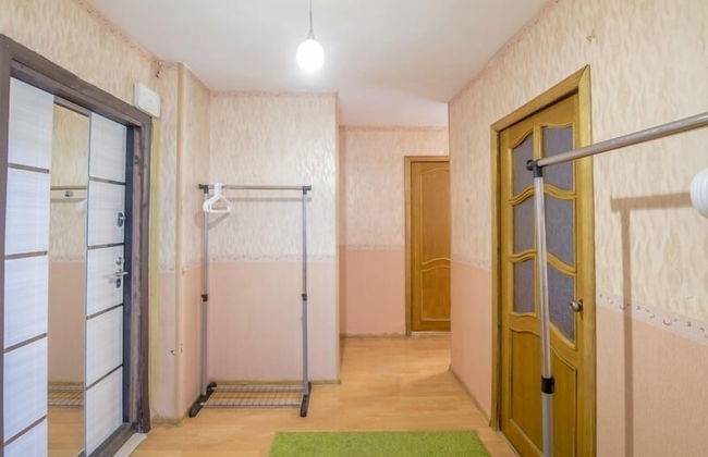 Apartment - Generala Tyuleneva 35 - Photo 7