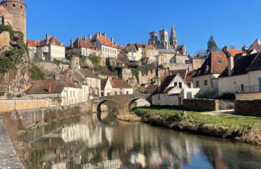 Liberté et Confort, appartement entier, moderne avec 2 chambres et cuisine équipée au coeur de Semur - Foto 25