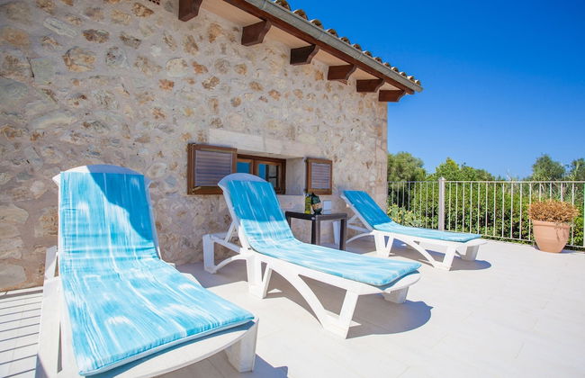 Sa Font in Petra With 3 Bedrooms and 2 Bathrooms - Photo 32