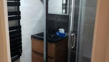 Appartement proche de la Mairie - Foto 2, Shower