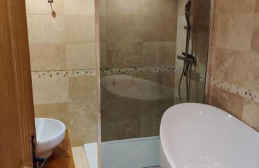 Spacious Ski Chalet In Traditional French Village, sleeps 8, Four Star with fibre broadband - Photo 2