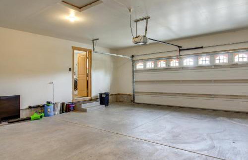 Spacious Bandon Getaway - 2 Blocks to Ocean! - Photo 35