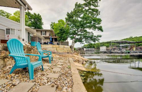 Lakefront Sunrise Beach Home with Private Dock! - Foto 20