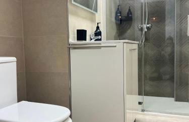 Nuevo! En el Centro con Azotea Solarium, Parking, Metro y AVE - Photo 65