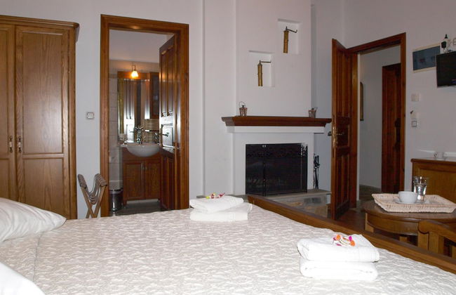 Heliodora Deluxe Triple Room 3 - Foto 1