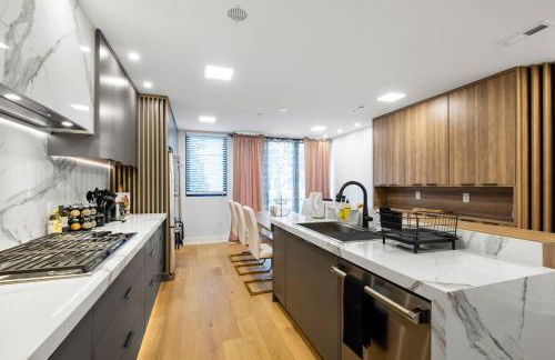 Luxury Downtown Mansion Garage Parking Roofdeck - Foto 13