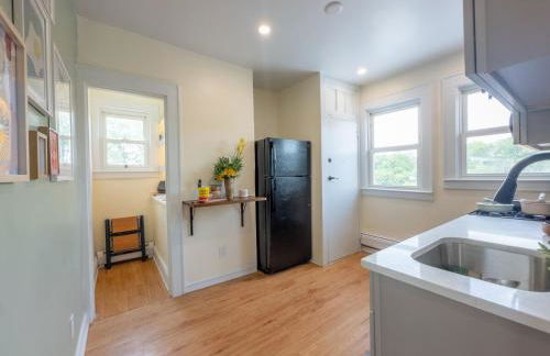 Zen Den With King Bed and Very Close to Airport - Foto 6