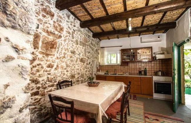 Sofiana s Garden Retreat w Private Pool - Foto 9