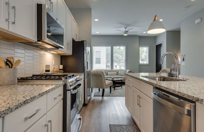 Harmony Highrise - Photo 14