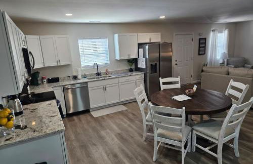 Cozy New Const. Ranch Near Park - Foto 29