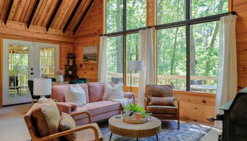 Dog-Friendly A-Frame with Hot Tub and Firepit - Photo 2