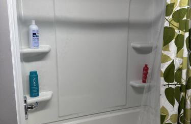 Modern Ranch near Knapp Center, Downtown - Foto 22