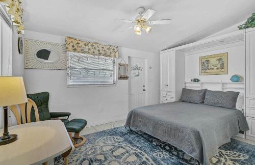 5239 Avenida Navarra in Village - Foto 3