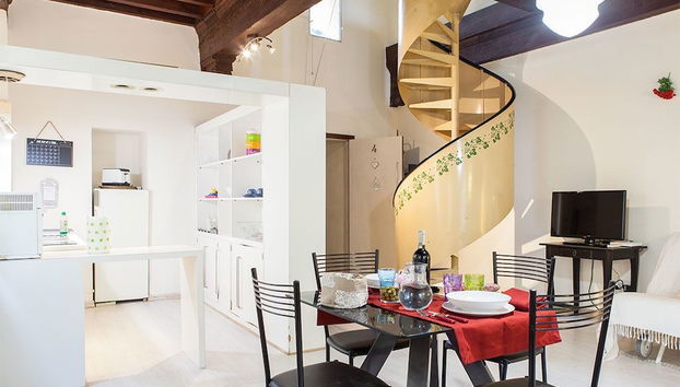 Servicio de comidas en la habitación